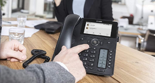 پشتیبانی از USB و بلوتوث داخلی 