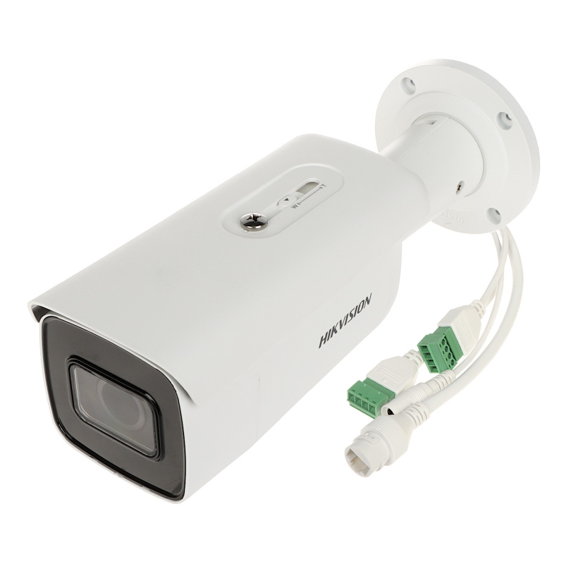 دوربین مداربسته هایک ویژن DS-2CD2663G2-IZS به همراه سیم‌های آن از نمای بالا